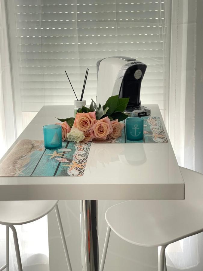 Miramar Studio Lägenhet Năvodari Exteriör bild